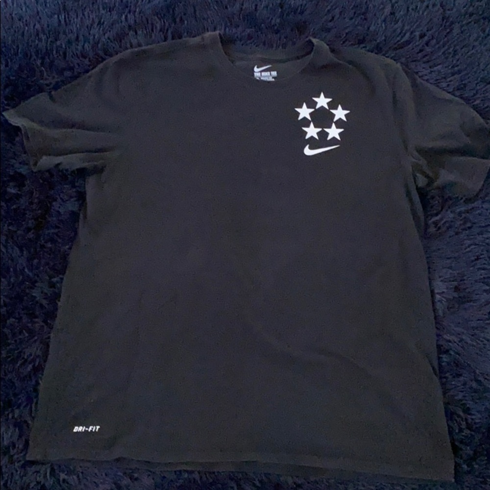 Nike dri-fit men’s graphic tee
